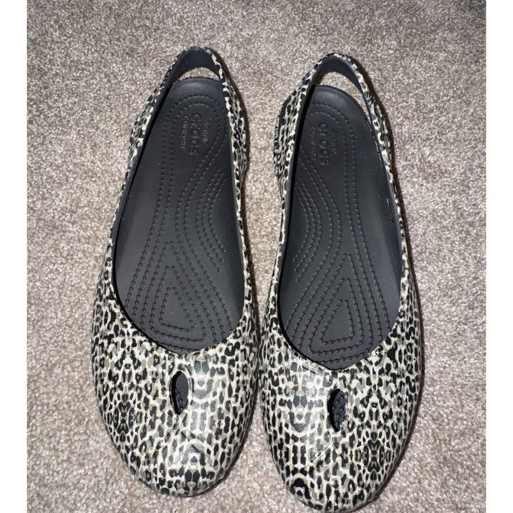 Crocs Sienna Leopard Print Pointed Toe Flats‎ Black White Grey Womens Size 9